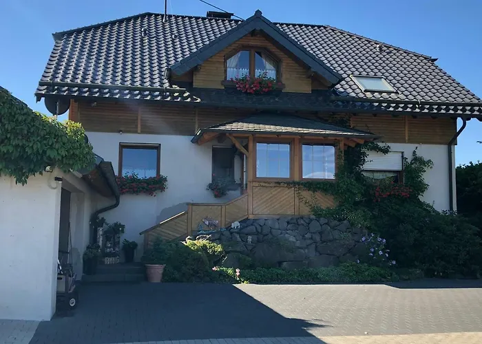 בית הארחה Pung